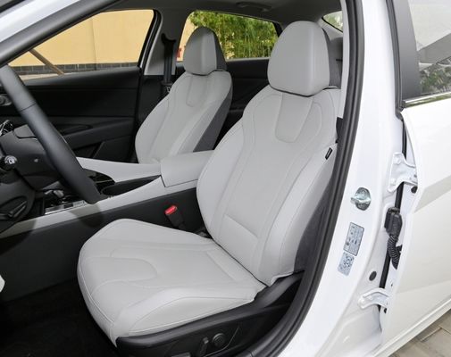 2023 Hyundai Elantra 1.5L CVT Limousine Dirección izquierda y suspensión independiente Mcpherson