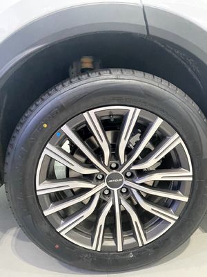 Chery Jetour X70 Plus 1.5t DCT Ziqiang PRO Carro de gasolina de 7 asientos 2023 con estructura de SUV