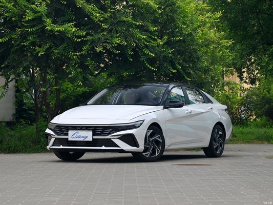 Hyundai Elantra 2023 1.5L CVT Vehículo de gasolina Edición principal dentro de 1000-1600cc