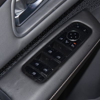 2023 Ariya 600 Plus Edición Cerrada Coche eléctrico con caja de cambios automática y tipo de carrocería cerrada