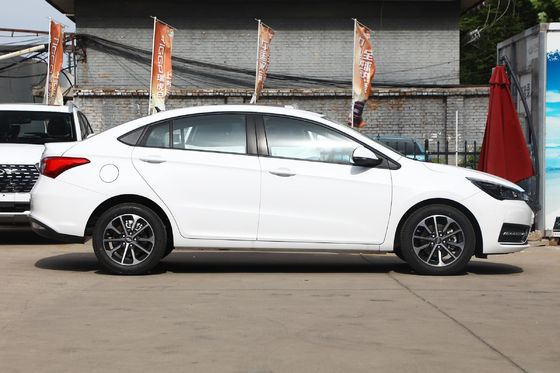 Chery Arrizo 5 2021 Modelo PRO 1.5L CVT Edición Juvenil 5 asientos Dirección izquierda Dirección