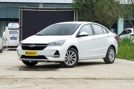SUV Chery Arrizo 5 2021 Modelo 1.6L CNG Edición de lujo dentro de la estructura de conducción de FWD