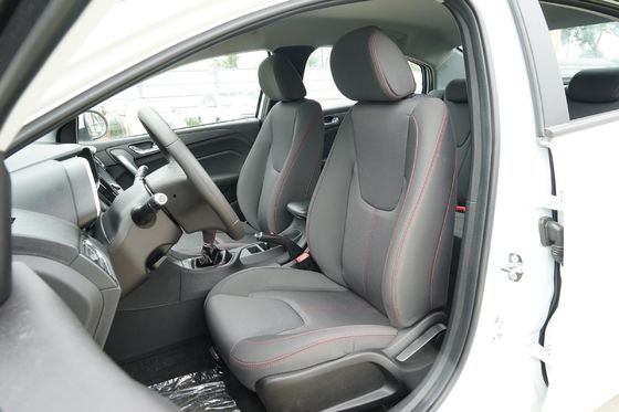 SUV Chery Arrizo 5 2021 Modelo 1.6L CNG Edición de lujo dentro de la estructura de conducción de FWD