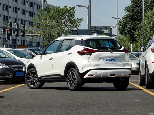 Personalización 2023 Coche 1.5L SUV de lujo Gasolina patea Petición personalizada Drive FWD