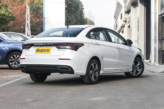 2021 Chery Arrizo 5 Plus Little Ai 1.5L CVT Tipo Plus 5 asientos 4358x1830x1670 en el mercado