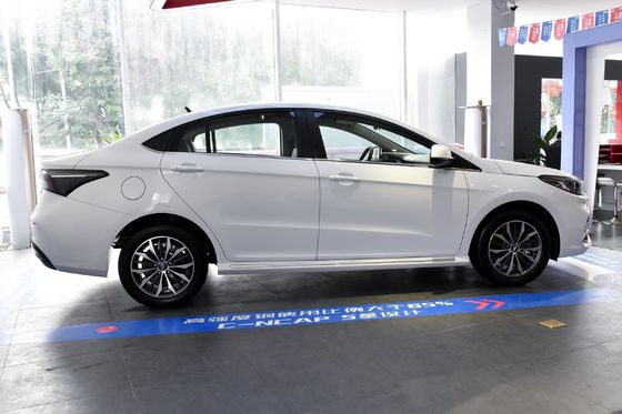 El Conditon Chery Arrizo 5 Plus 2021 es un SUV de 1,5 litros con CVT tipo Plus.