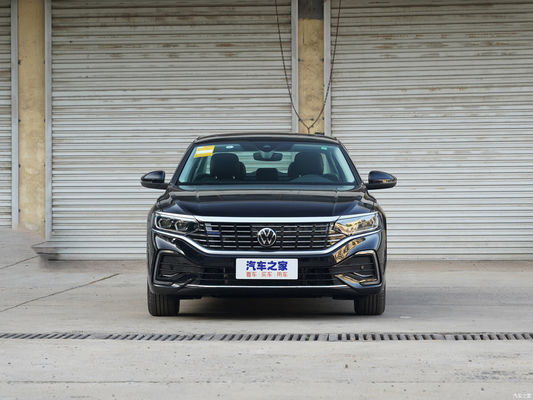 Modelo 2023 VW Passat PHEV Vida útil de la batería de lujo sedán para los requisitos del cliente