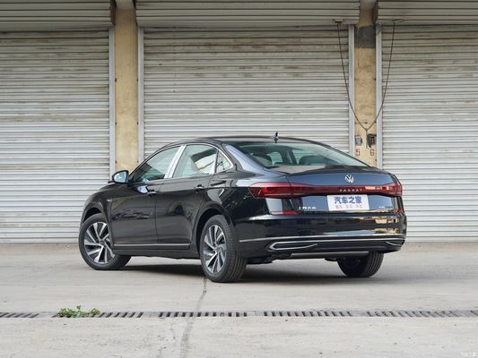 Modelo 2023 VW Passat PHEV Vida útil de la batería de lujo sedán para los requisitos del cliente