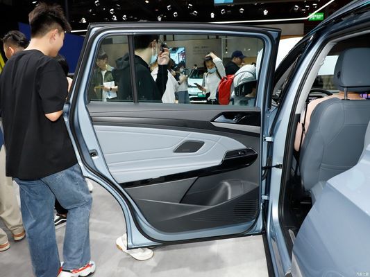 SUV Volkswagen ID. 6 X 2023 Potente versión 4WD La última experiencia de SUV eléctrico