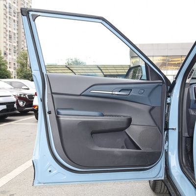 64.2 Kwh Capacidad de la batería Coche eléctrico KIA EV5 530 Light Air Land SUV con dirección izquierda