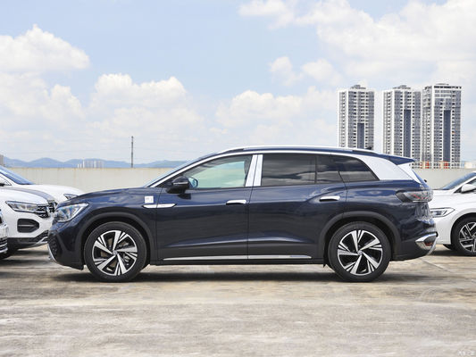 ID6 Long Endurance Version Lite PRO SUV con color exterior azul y dirección izquierda