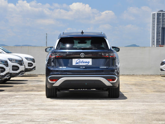 ID6 Long Endurance Version Lite PRO SUV con color exterior azul y dirección izquierda