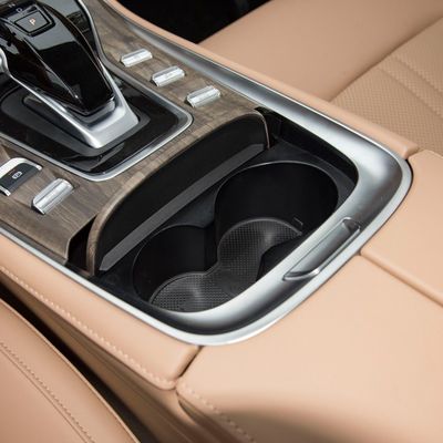 Prestige 5/7 asientos Landian E5 Glory Edition 2024 SUV híbrido enchufable con un alcance de 100 km