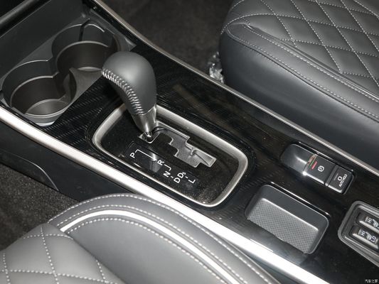 2021 Outlander Fwd SUV Drive Version Sedan con cilindrada de 1600-2500CC y ofertas calientes