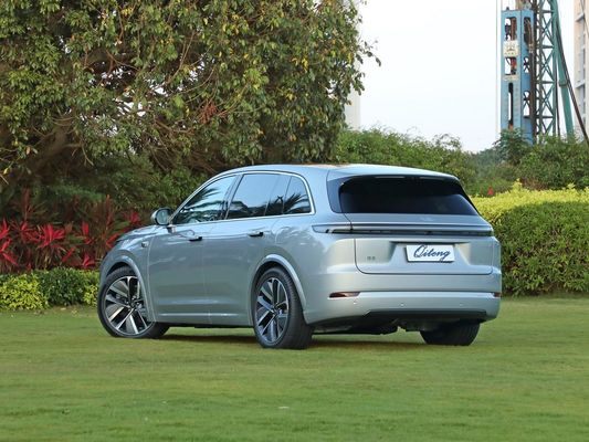 Vehículo energético negro 2024 Li/Lixiang L7 Ultra con 5 asientos y motor eléctrico híbrido