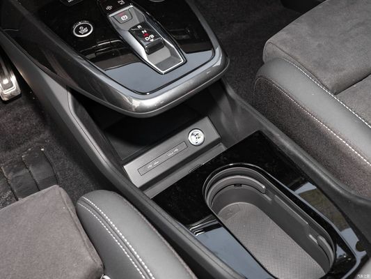 2023 Audi Q4 50 E-Tron Quattro Innovation Edition SUV EV con una cilindrada de 1600-2500CC
