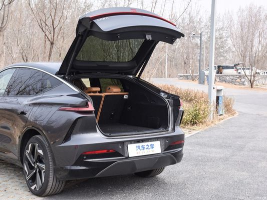 200 Km/H de máxima velocidad coche eléctrico EV de larga distancia pantalla maestro para el aumento de Auto R7 2023