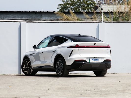 Rising Auto R7 Screen Master PRO 2023 Vehículo eléctrico EV con 5 asientos y largo alcance