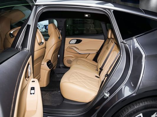 Rising Auto R7 2023 RWD Screen Master Vehículo eléctrico con energía eléctrica pura