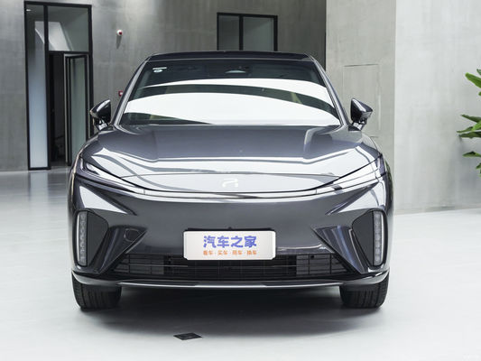 Rising Auto R7 2023 RWD Screen Master Vehículo eléctrico con energía eléctrica pura