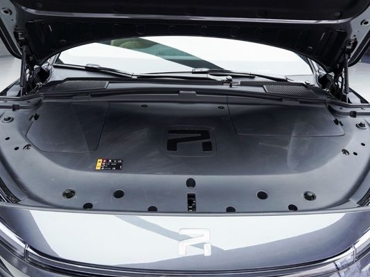 Faros LED 5 asientos SUV de gasolina R7 2023 Rwd Versión de pantalla maestra Coche eléctrico