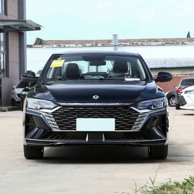 Gasolina Aeolus Yixuan Max 2024 Edición de lujo Limousine con características y diseño de lujo