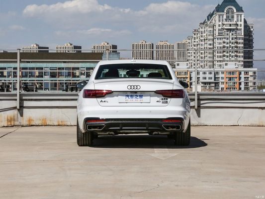 Tanque de aceite de 58L Velocidad máxima 230km/h Audi A4l 2023 40tfsi Quattro Versión dinámica de lujo