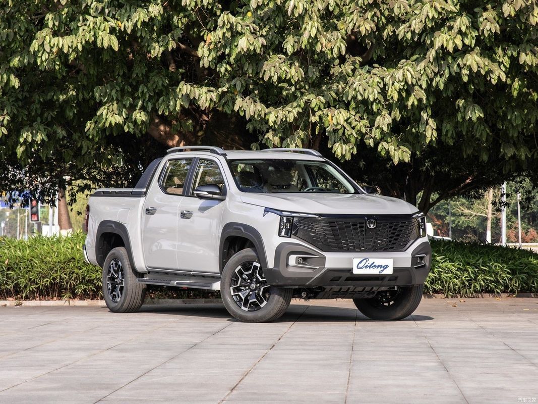 Pickup estilo 2024 Changan Hunter Warrior/Knight con doble motor 4WD estándar/Extra Long Box SUV híbrido