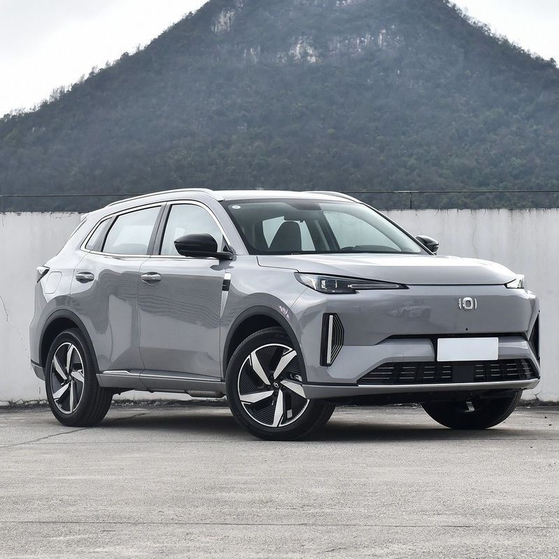 2023 Changan Qiyuan Q05 60 PRO Carro eléctrico híbrido enchufable con caja de cambios Tiptronic