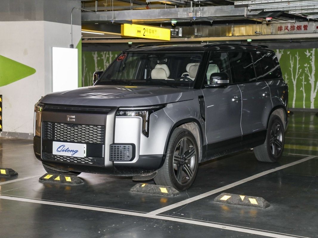 Dirección izquierda Ji Shi 01 SUV versión de 6 plazas Máxima potencia 112 Cadena de suministro global
