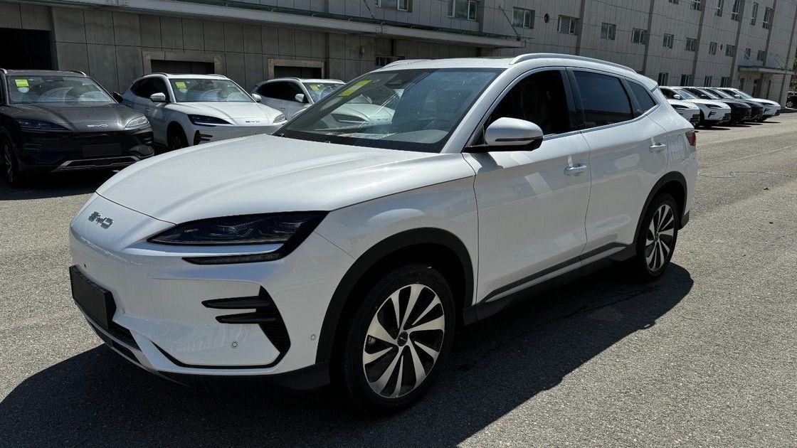 Blanco 2023 EV Byd E2 Edición de lujo Carro eléctrico puro 4260*1760*1530 Usado/ En stock