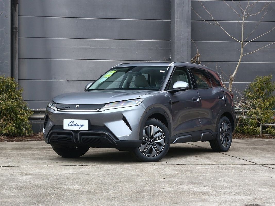 2024 401km Transcendence SUV Color exterior blanco BYD Yuan UP con tecnología avanzada