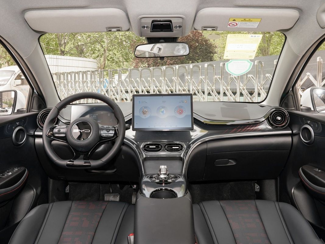 Envío rápido 2023 E2 Coche de lujo Servicio profesional Cuerpo estilo SUV SUV asientos 5