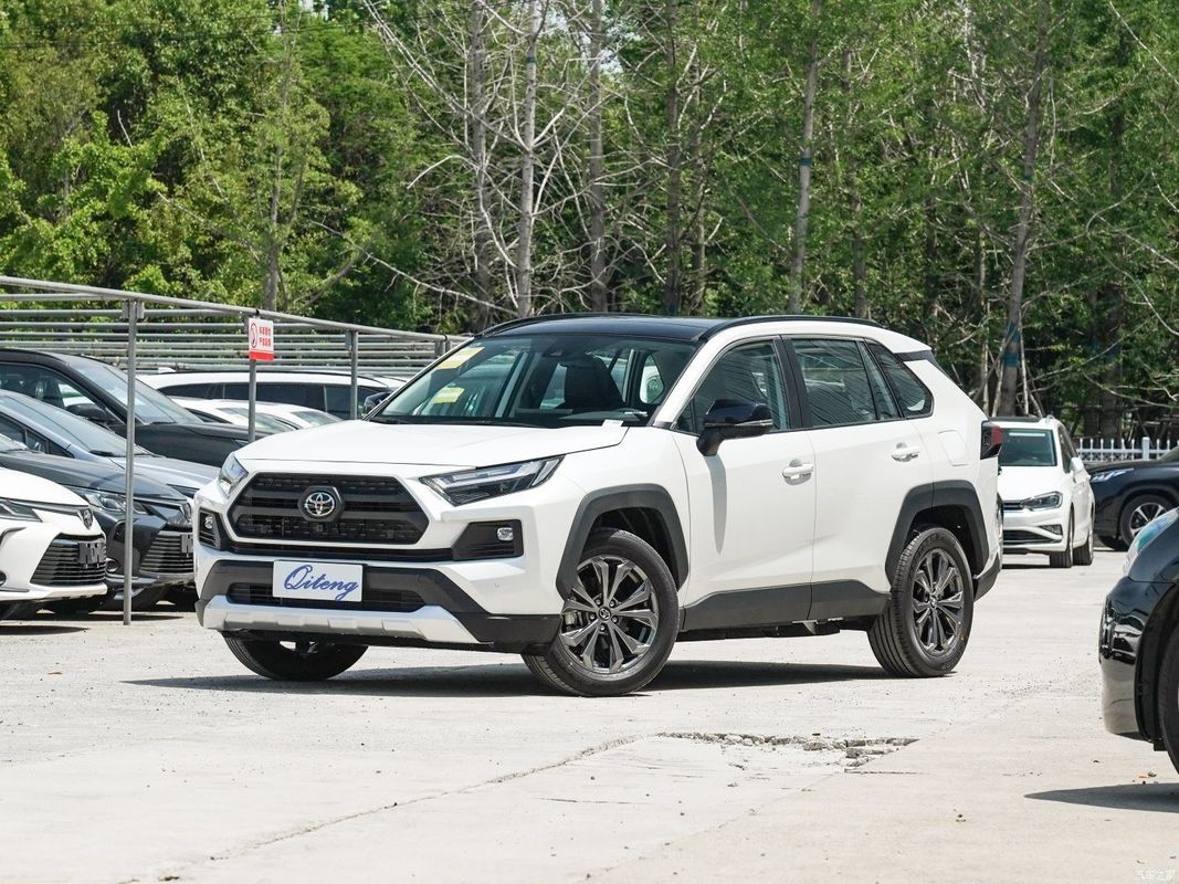Modelo 2023 2.0L CVT con tracción a las cuatro ruedas Negro Adventure Plus SUV Disposición Negro CVT