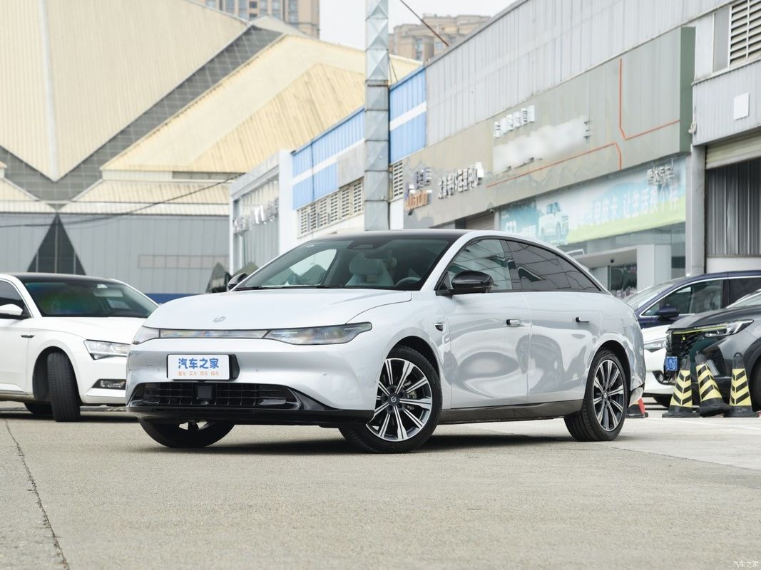 Vehículo eléctrico EV Leap C01 2023 717 Zhixiang SUV eléctrico puro Velocidad máxima Km/H 180