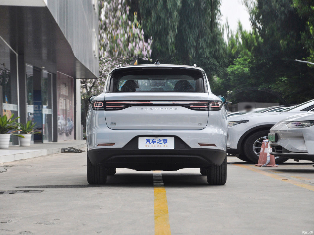 Automóvil eléctrico SUV Vehículo eléctrico EV Leap C11 2023 Todo eléctrico 500 Zhixiang 5 asientos