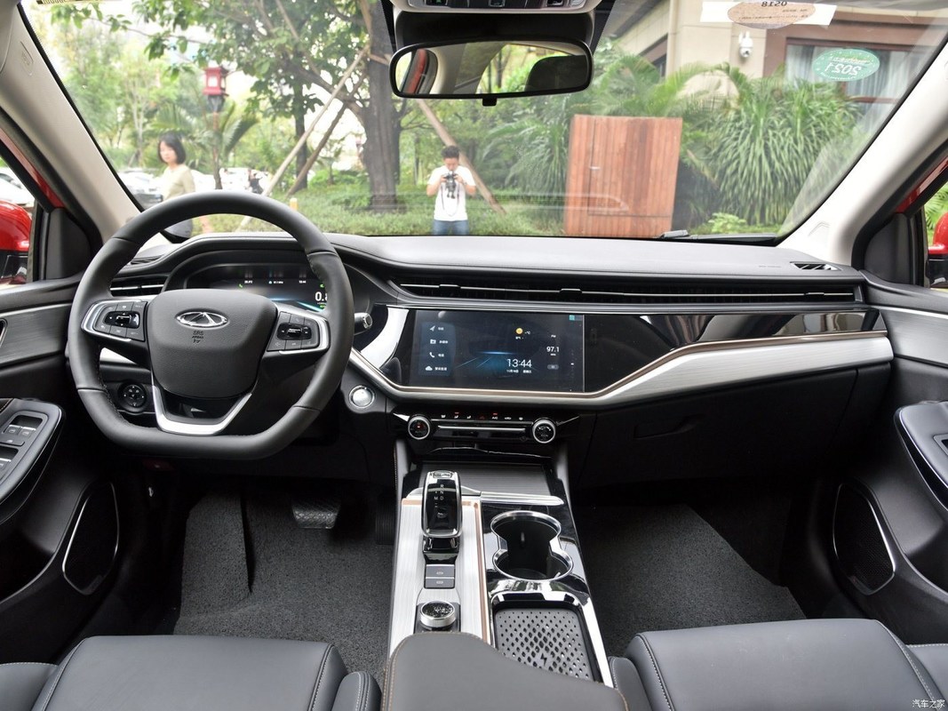 Chery Arrizo5 Plus 1.5L Carro de gasolina Todas las series con opción de personalización de dirección izquierda