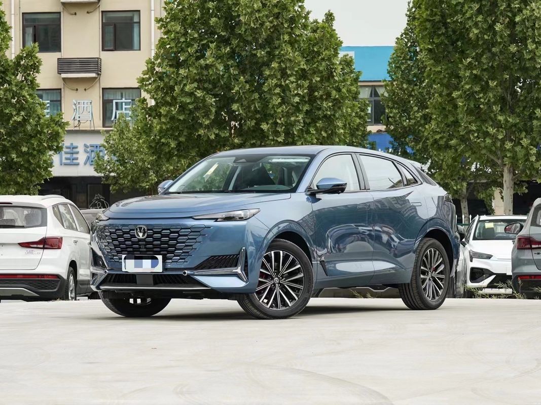 1930 Kg Changan Uni-K 2.0t 4WD Configuración máxima SUV superior de gasolina Coche personalizado