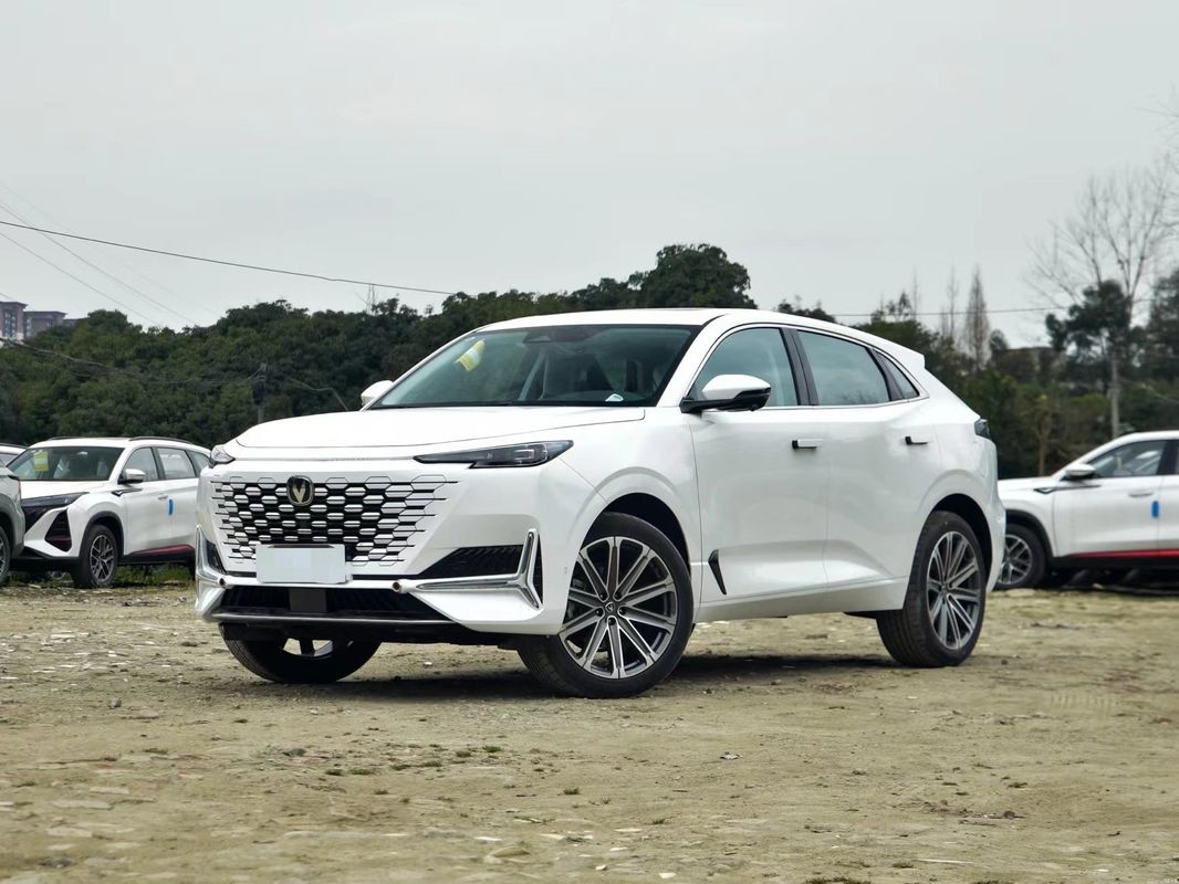1845 Kg 2023 Changan Uni-K 2.0t 2WD Gasolina Configuración máxima Coche Vehículo Auto
