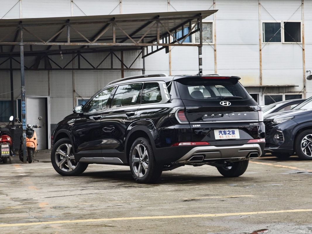 Velocidad máxima 198 Km/H 2023 Hyundai Santafe Traveller 380t Gdi 4WD Glx Htrac Edición Elite