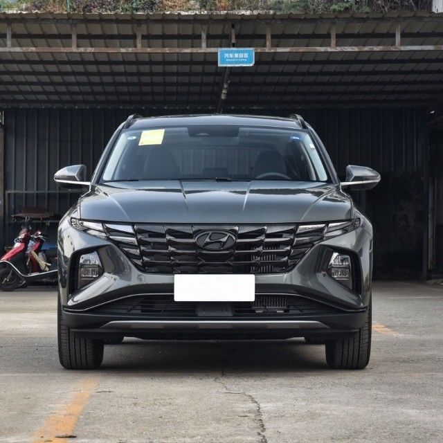 Dirección izquierda 2023 Hyundai Tucson Automático de dos ruedas versión Lux de gasolina 1000-1600CC