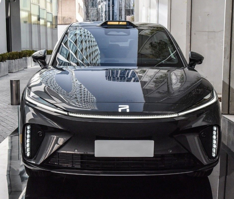 s Rising Auto R7 2023 versión insignia Máxima masa totalmente cargada 2755kg Coche eléctrico