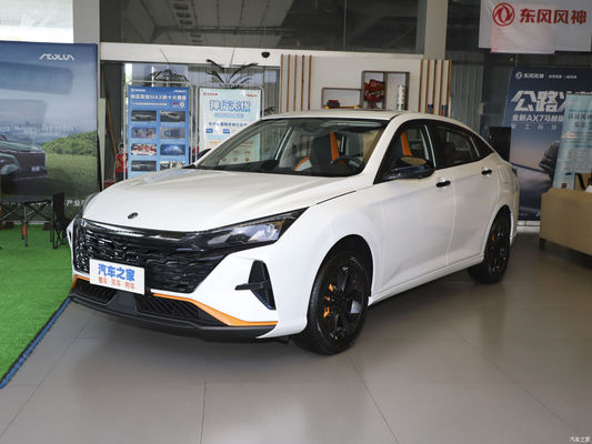 5 asientos 2023 Dongfeng Fengshen Yixuan Aeolus 1.5L Edición Glory automática Tipo de carrocería cerrada