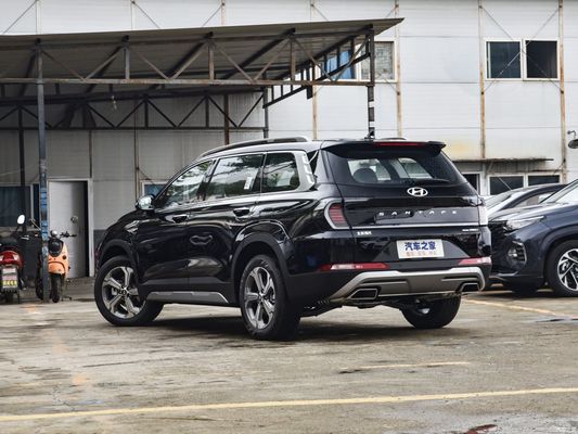 Velocidad máxima 198 Km/H 2023 Hyundai Santafe Traveller 380t Gdi 4WD Glx Htrac Edición Elite