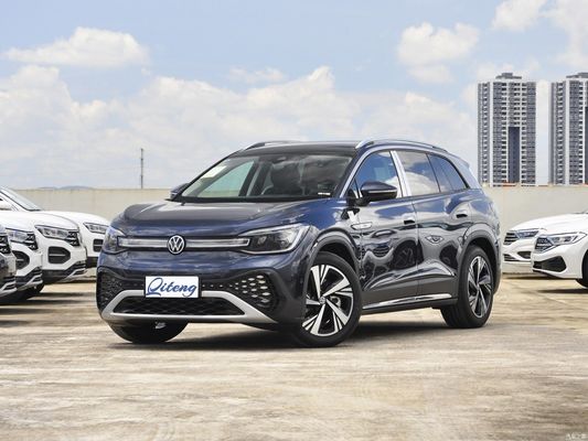 ID6 Long Endurance Version Lite PRO SUV con color exterior azul y dirección izquierda
